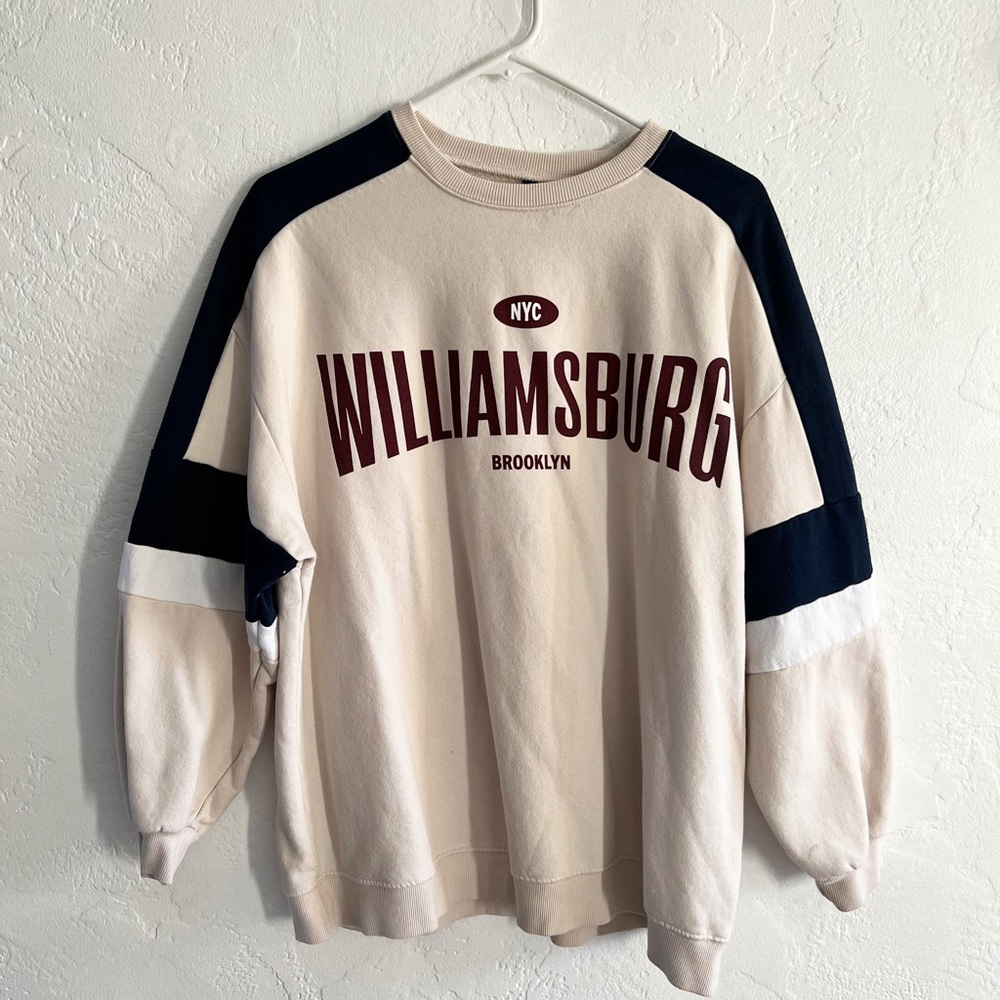 Divided crewneck